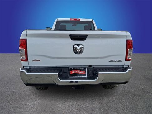 Used 2024 RAM 2500 Tradesman w/ Chrome Appearance Group image 6