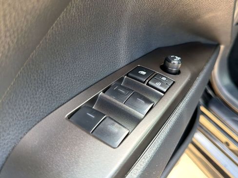 Used 2024 Toyota Camry SE FWD image 12