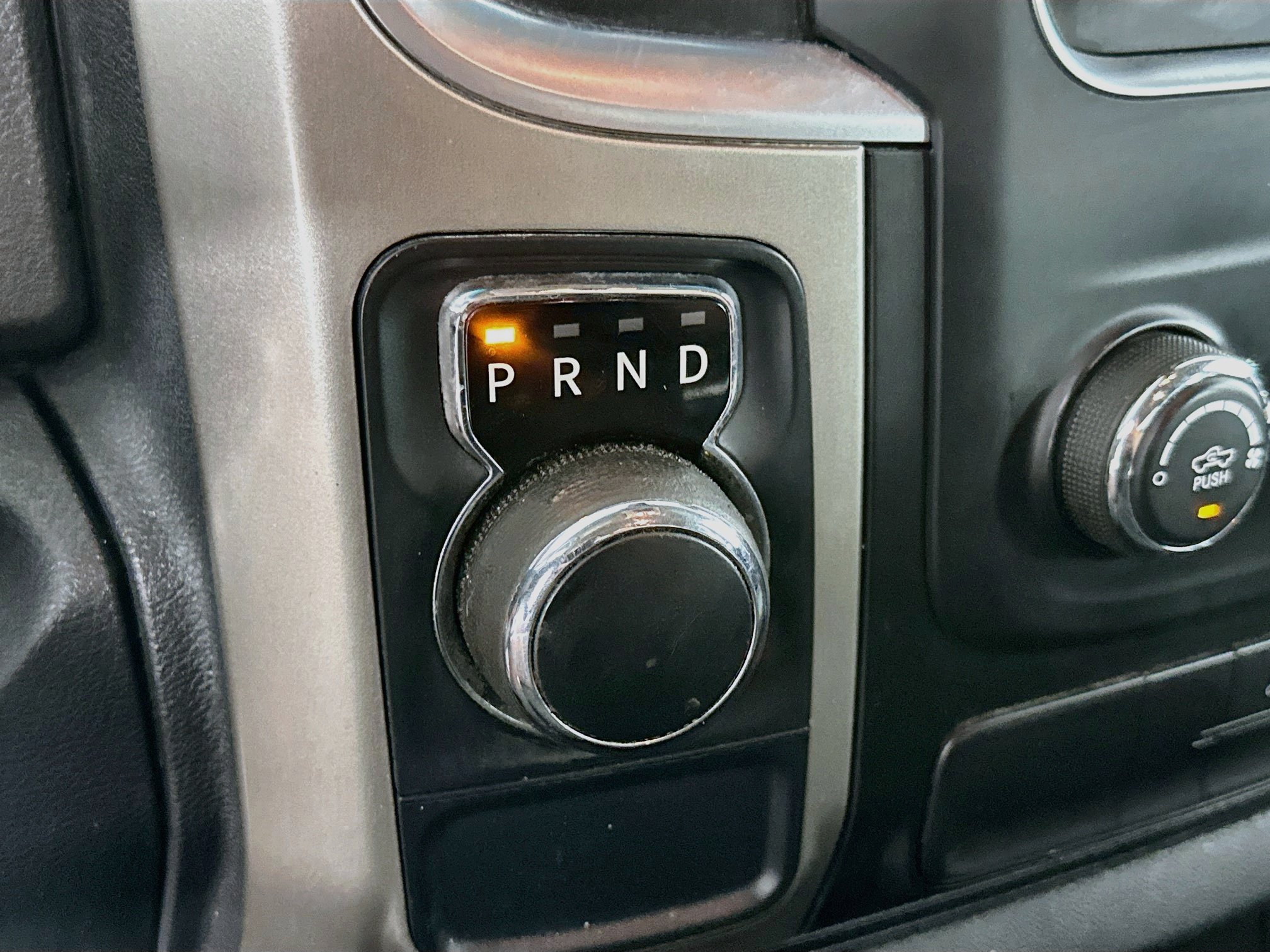 Used 2018 RAM 1500 Classic SLT RWD image 23