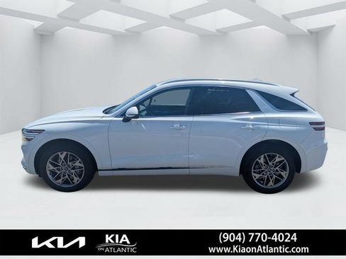 Used 2025 Genesis GV70 2.5T AWD/4WD image 6