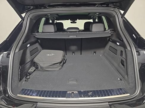 Certified 2026 Porsche Cayenne E-Hybrid AWD/4WD image 13