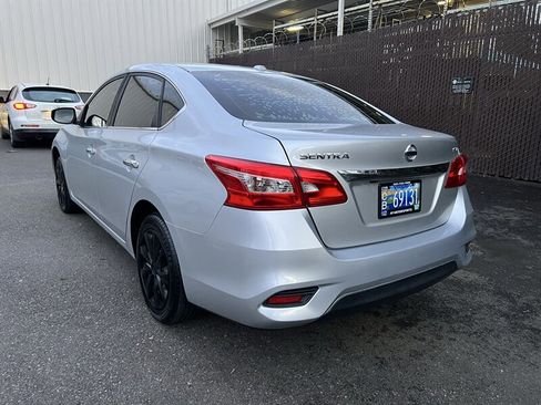 Used 2017 Nissan Sentra SV image 3