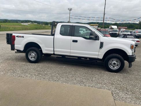 Used 2020 Ford F250 XL w/ Power Equipment Group AWD/4WD image 2