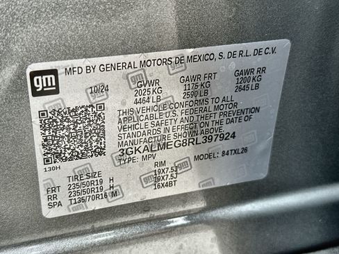 Used 2024 GMC Terrain SLE w/ Driver Convenience Package FWD image 25