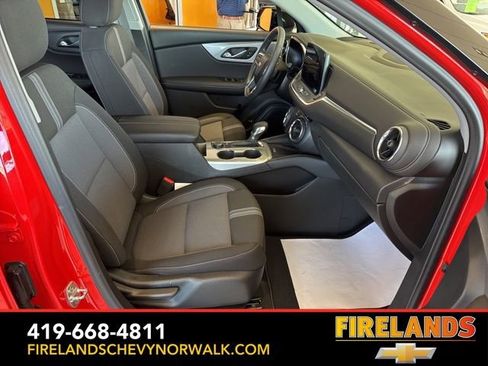 New 2025 Chevrolet Blazer LT w/ Convenience Package image 44