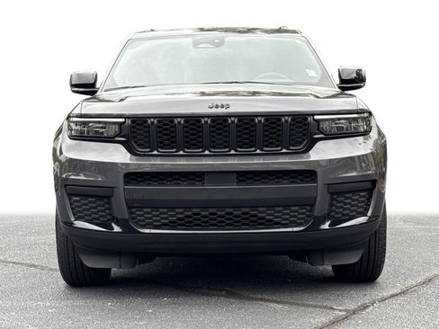 Used 2024 Jeep Grand Cherokee L Laredo image 28