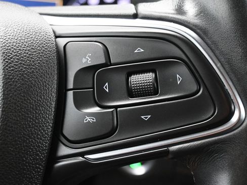 Used 2021 Buick Envision Essence image 26