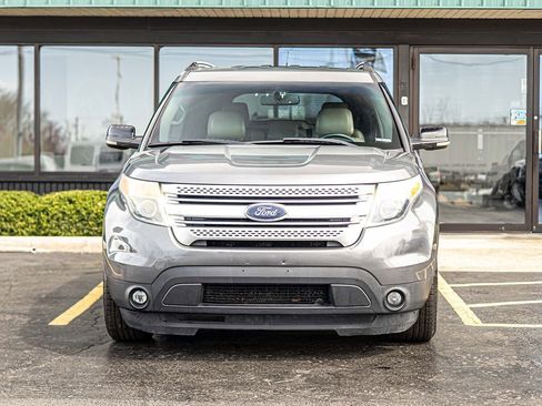 Used 2011 Ford Explorer XLT w/ 202A Rapid Spec Order Code image 2