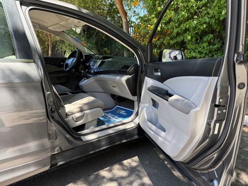 Used 2014 Honda CR-V LX image 13