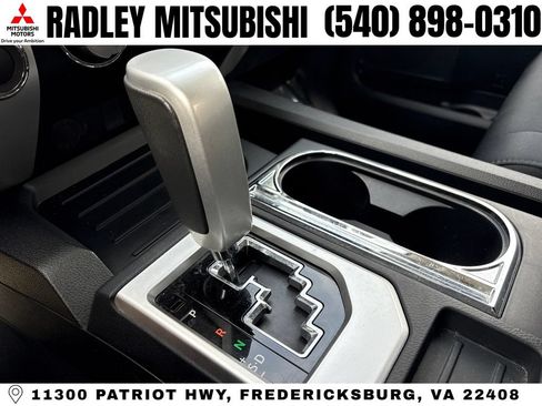 Used 2014 Toyota Tundra SR5 w/ SR5 Upgrade Package AWD/4WD image 11