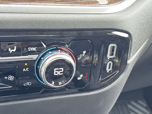 New 2026 GMC Sierra 1500 Elevation image 39