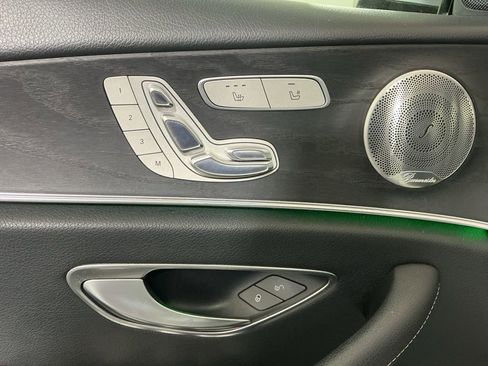 Used 2017 Mercedes-Benz E 300 image 18