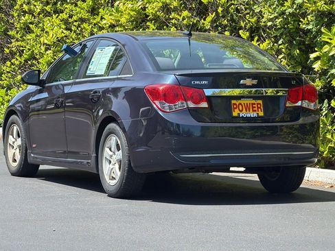Used 2014 Chevrolet Cruze LT w/ All-Star Edition FWD image 6