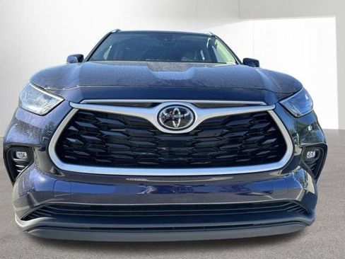 Certified 2026 Toyota Highlander XLE AWD/4WD image 35
