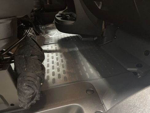 Used 2023 RAM ProMaster 2500 FWD image 11