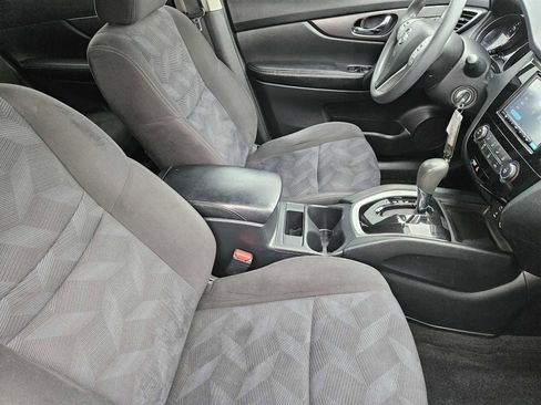 Used 2015 Nissan Rogue S image 14