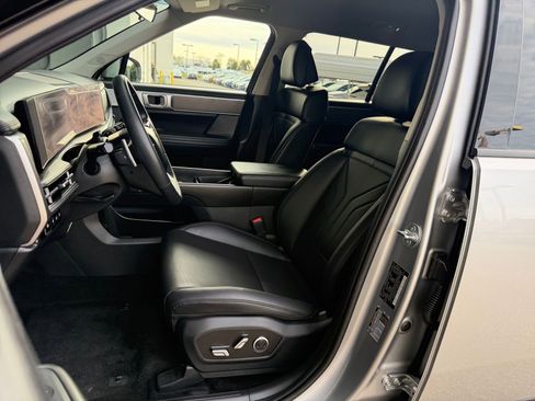 Used 2025 Hyundai Santa Fe SEL image 39