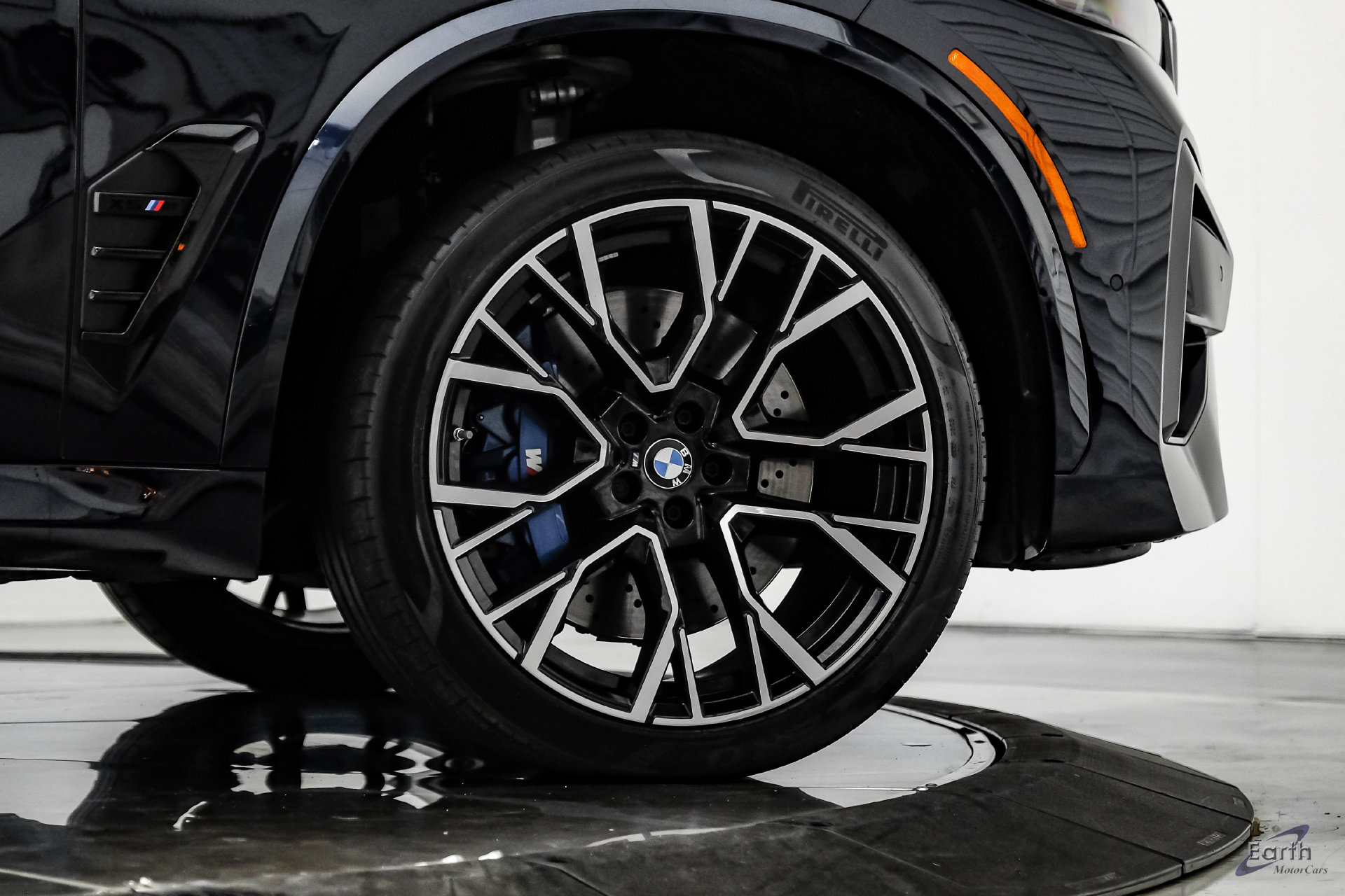 Used 2025 BMW X5 M Competition w/ Executive Package AWD/4WD image 96