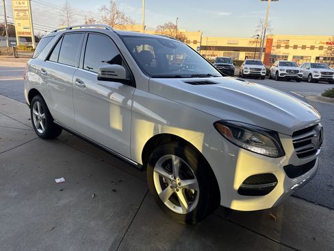 Used 2016 Mercedes-Benz GLE 350 image 9