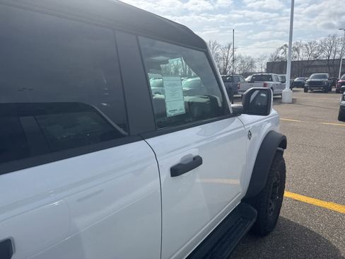 New 2026 Ford Bronco Outer Banks w/ Sasquatch Package image 15