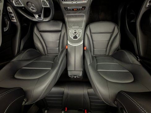 Used 2019 Mercedes-Benz GLC 300 4MATIC Coupe image 13