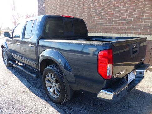 Used 2019 Nissan Frontier SL image 7