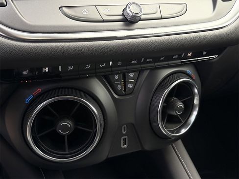 New 2026 Chevrolet Blazer LT image 17