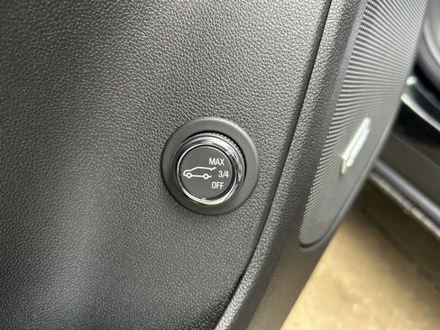 New 2025 Chevrolet Blazer RS w/ Driver Confidence II Package image 29