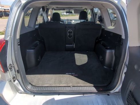 Used 2011 Toyota RAV4 Sport w/ Sport Appearance Pkg AWD/4WD image 28