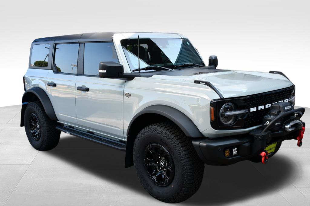 Used 2023 Ford Bronco Wildtrak AWD/4WD image 11