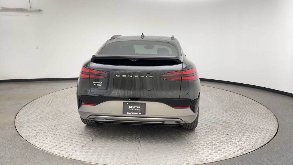 Used 2023 Genesis GV60 Advanced AWD/4WD image 3