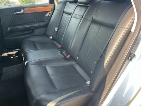 Used 2007 INFINITI M35 w/ Technology Pkg RWD image 22