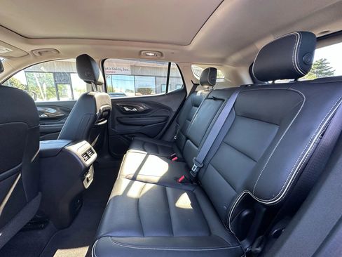 Used 2019 GMC Terrain Denali w/ Advanced Safety Package image 10