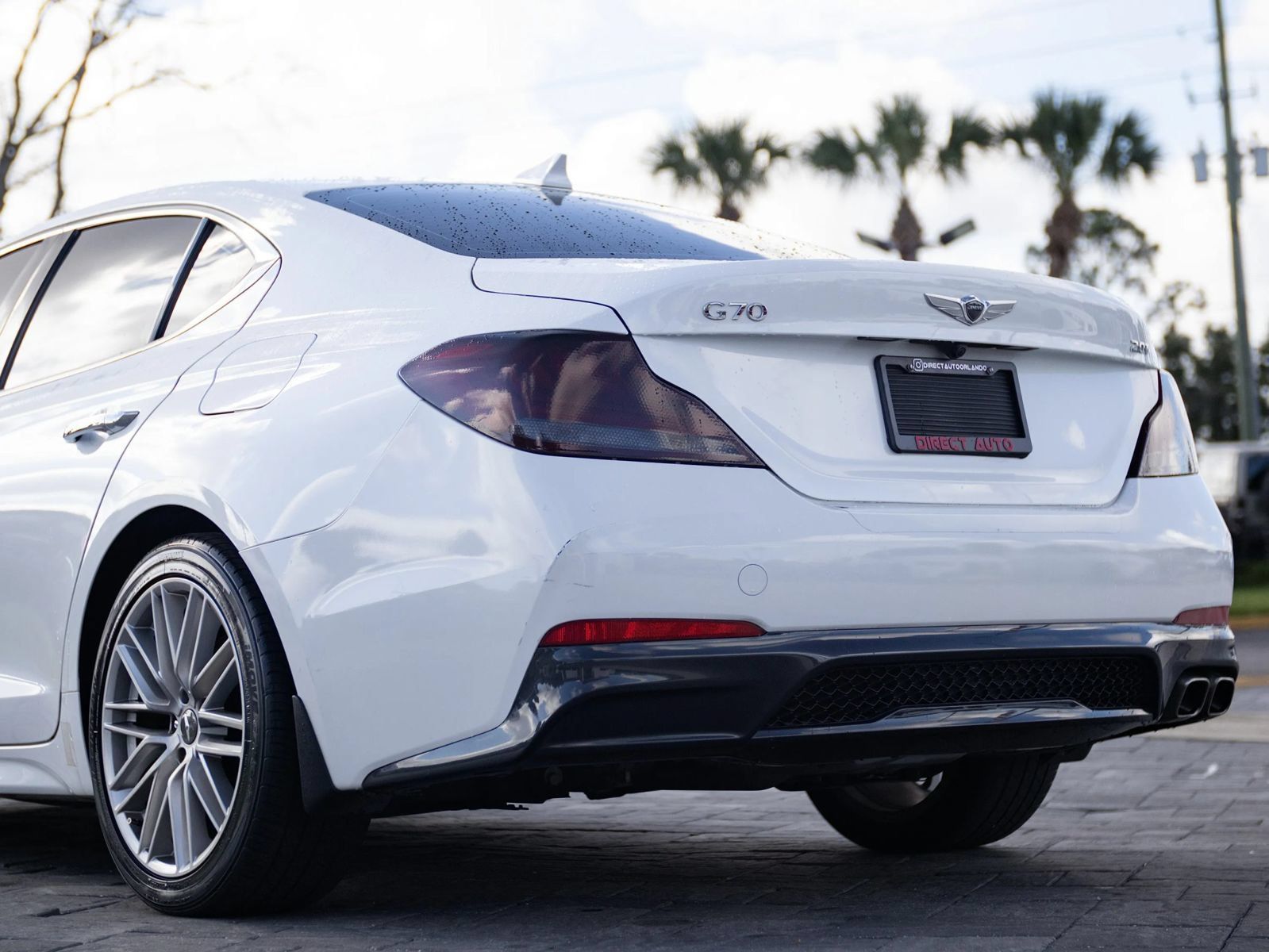Used 2020 Genesis G70 2.0T RWD image 11