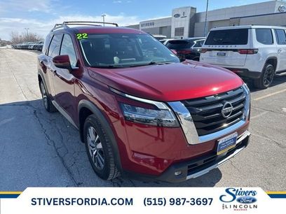 Used 2022 Nissan Pathfinder SL