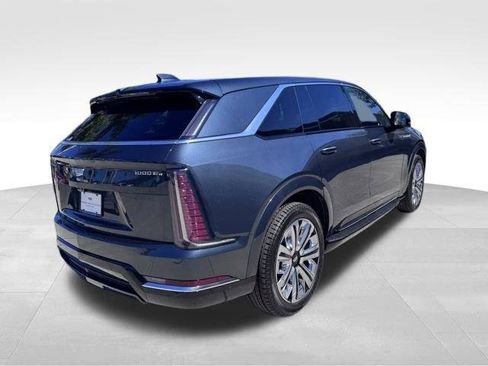 New 2025 Cadillac Escalade IQ Luxury 2 w/ LPO, Radiant Package image 5