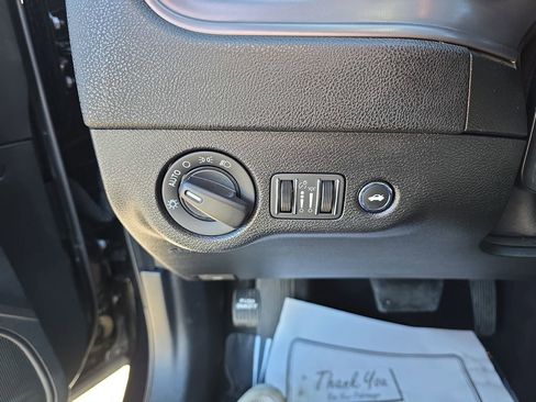 Used 2023 Dodge Charger SXT image 29