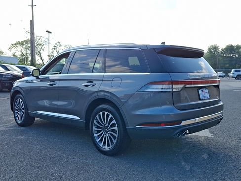Used 2023 Lincoln Aviator Standard w/ Premium Package image 5