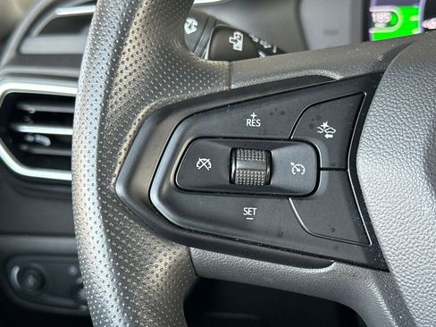 Used 2022 Chevrolet Bolt LT image 26