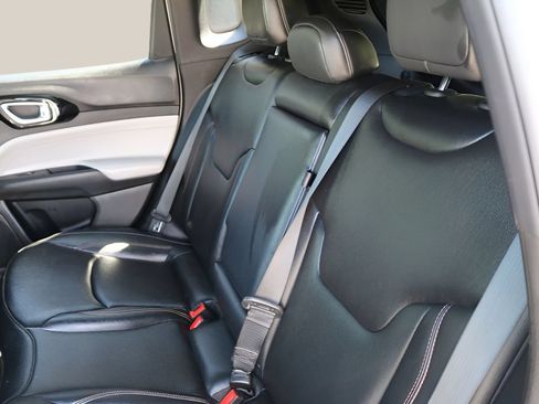 Used 2024 Jeep Compass Limited AWD/4WD image 16