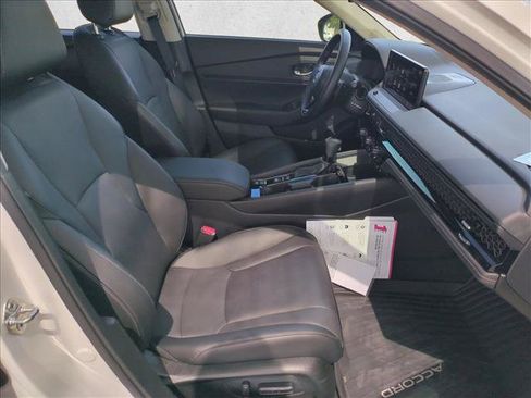 Certified 2025 Honda Accord EX-L image 20