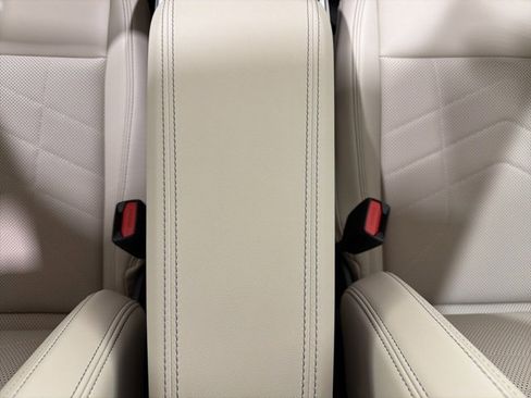 Used 2025 BMW X1 xDrive28i w/ Convenience Package image 42