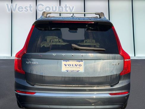 Used 2023 Volvo XC90 B6 Ultimate w/ Lounge Package image 6