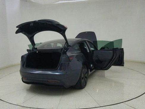 Used 2024 Tesla Model 3 Standard Range image 79
