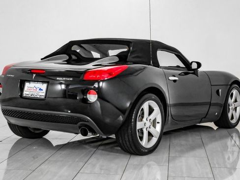 Used 2006 Pontiac Solstice Convertible w/ Power Package RWD image 7