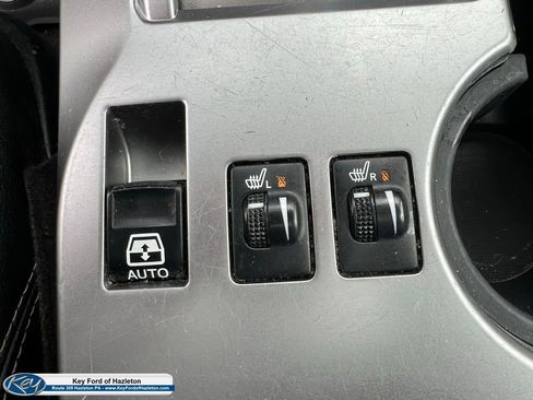 Used 2018 Toyota 4Runner SR5 Premium image 27