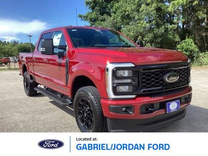 New 2025 Ford F250 Lariat w/ Black Appearance Package