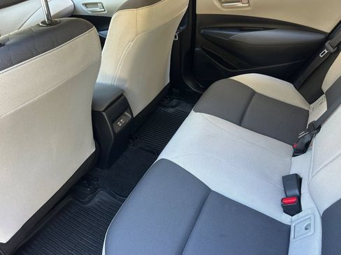 Used 2023 Toyota Corolla LE w/ LE Convenience Package FWD image 15