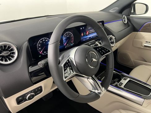 New 2026 Mercedes-Benz GLA 250 4MATIC image 17