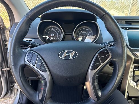 Used 2013 Hyundai Elantra Limited w/ Technology Pkg image 15